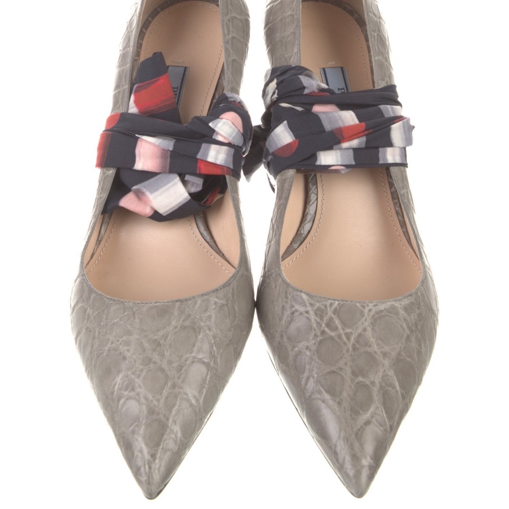 Prada Milano Gray Women's Alligator w/Strap “Scarf” Pumps Size 38 - Picture 1 of 17
